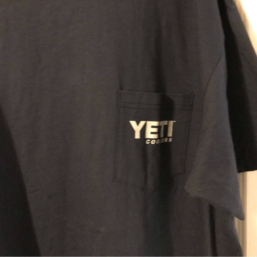 Mens Shorts Sleeve Yeti Tee - Picture 3 of 4